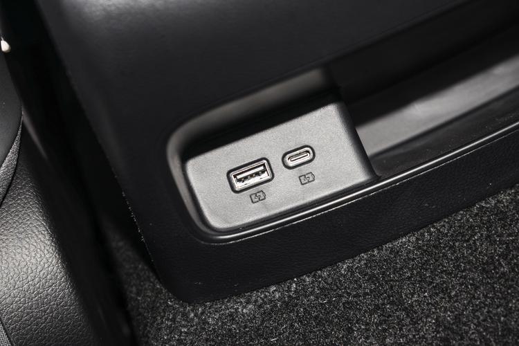 https://gcc-1307444343.cos.accelerate.myqcloud.com/gallery/0bd6c3ef362e5fb74af738bba375f1c5.jpg
