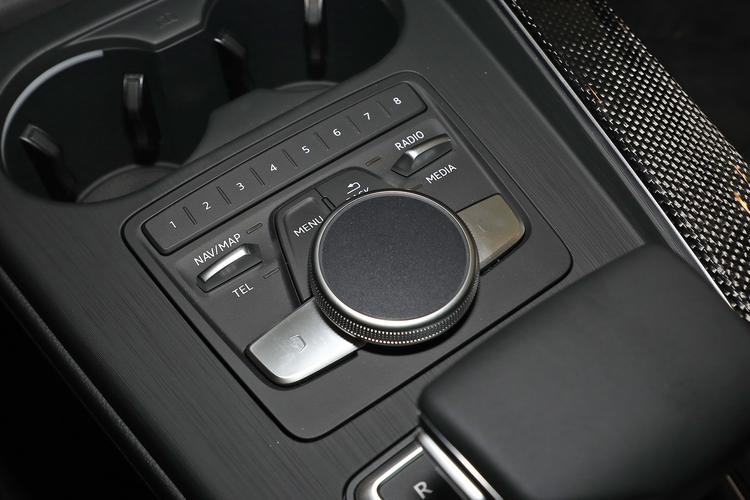 https://gcc-1307444343.cos.accelerate.myqcloud.com/gallery/0c8f219dafebf459f9003b91dd25b297.jpg