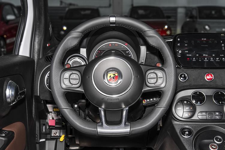 https://gcc-1307444343.cos.accelerate.myqcloud.com/gallery/0fe2e1da7743fd8b1c8377a76ce1181a.jpg