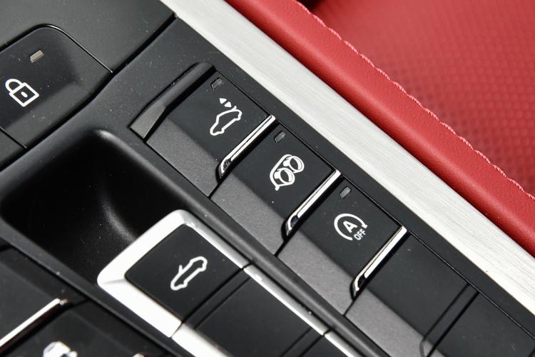 https://gcc-1307444343.cos.accelerate.myqcloud.com/gallery/10ee159da05423bf4eb6c0a83e223bfd.jpg