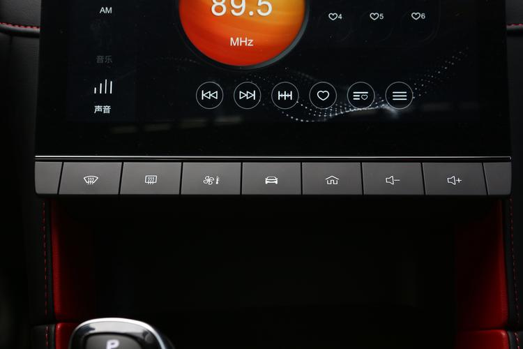 https://gcc-1307444343.cos.accelerate.myqcloud.com/gallery/1266d76b315619d0ea6f8993835e3cd1.jpg