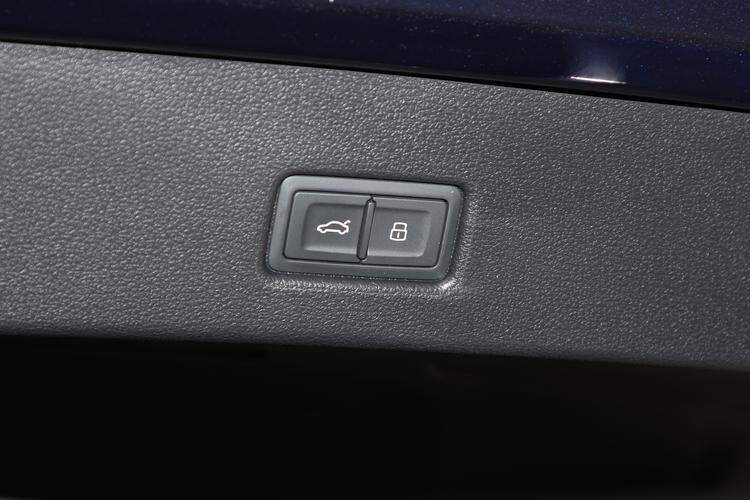https://gcc-1307444343.cos.accelerate.myqcloud.com/gallery/17423b60c6f61978e9db0dc15a134e64.jpg
