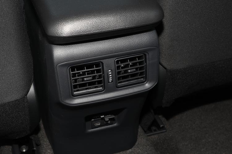 https://gcc-1307444343.cos.accelerate.myqcloud.com/gallery/19a2d8ea1b59c65b62a4e29d3e700b7f.jpg