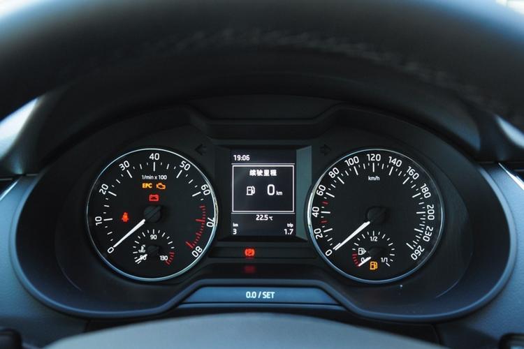 https://gcc-1307444343.cos.accelerate.myqcloud.com/gallery/1a8b7e7341c15e84f56bc0653c52a300.jpg