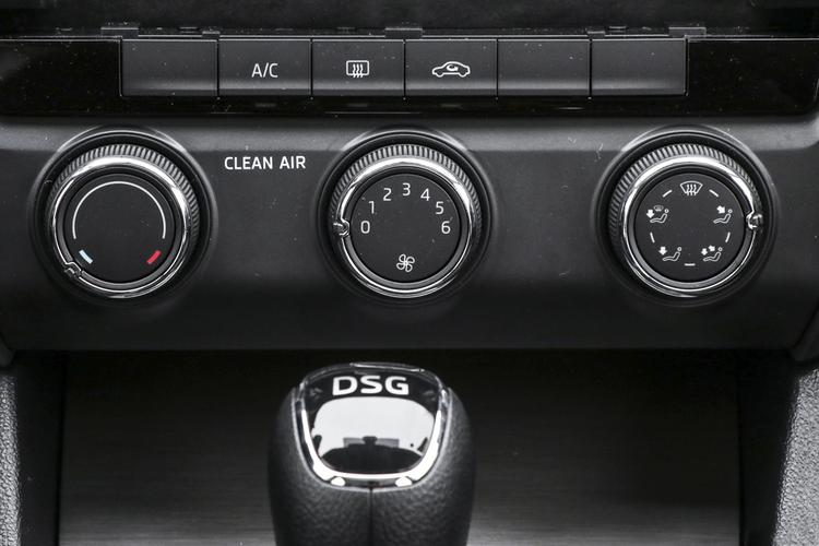 https://gcc-1307444343.cos.accelerate.myqcloud.com/gallery/1aa7650adad2e7e8d2074e30e08119e8.jpg