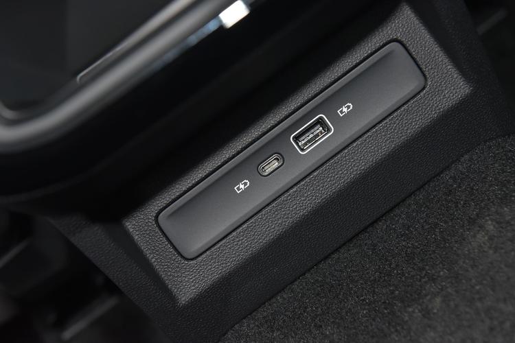 https://gcc-1307444343.cos.accelerate.myqcloud.com/gallery/205eb5cec8aa50c56641045cb233470f.jpg