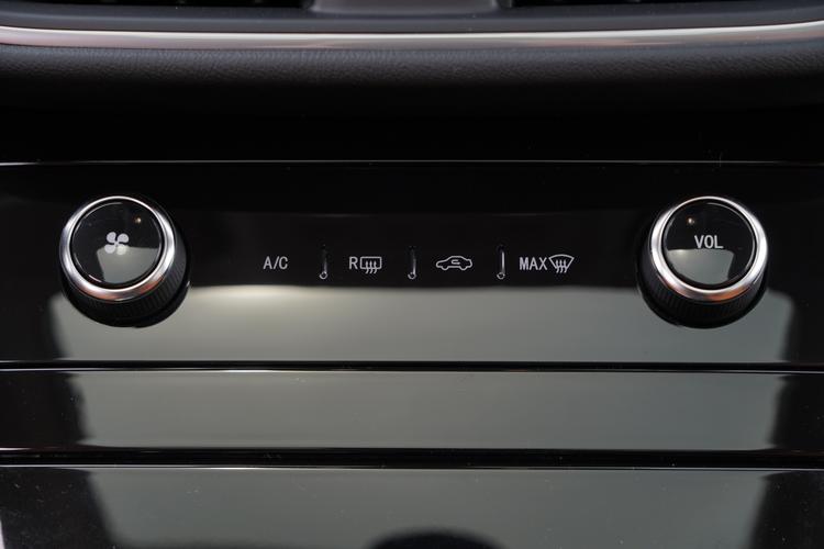 https://gcc-1307444343.cos.accelerate.myqcloud.com/gallery/2141a0bfed8a45dd235ca452ce936bf1.jpg