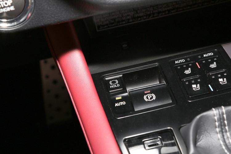 https://gcc-1307444343.cos.accelerate.myqcloud.com/gallery/21e6da8c3e5145bd304a6f594c58b78b.jpg