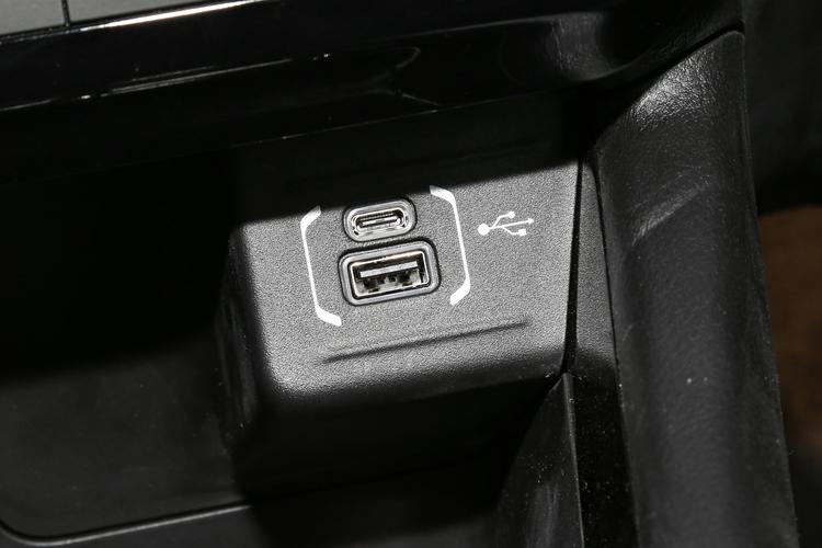 https://gcc-1307444343.cos.accelerate.myqcloud.com/gallery/21ec1edc71991ff9fcc70fb7b40aef43.jpg
