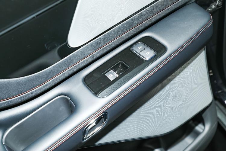 https://gcc-1307444343.cos.accelerate.myqcloud.com/gallery/2290ca0e8f363ee50cdef43f5923feb6.jpg