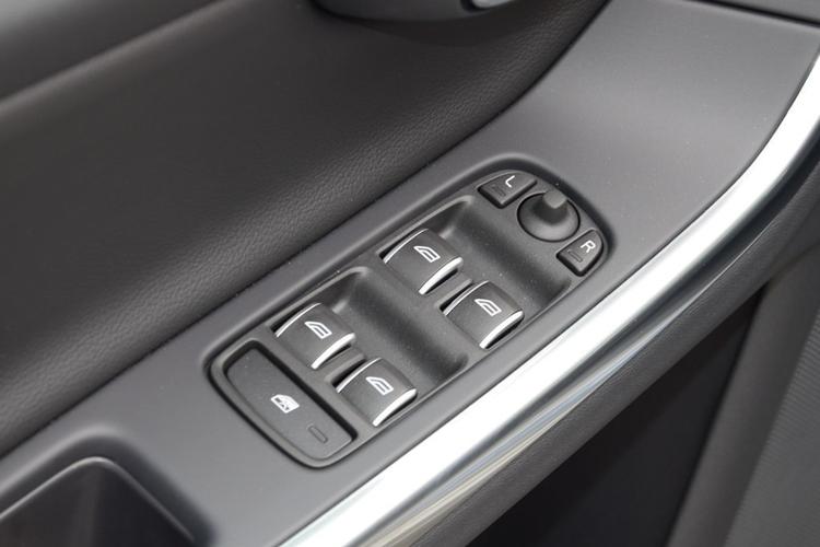 https://gcc-1307444343.cos.accelerate.myqcloud.com/gallery/25871bdada5a6097cb46dac3e5d6ab7b.jpg