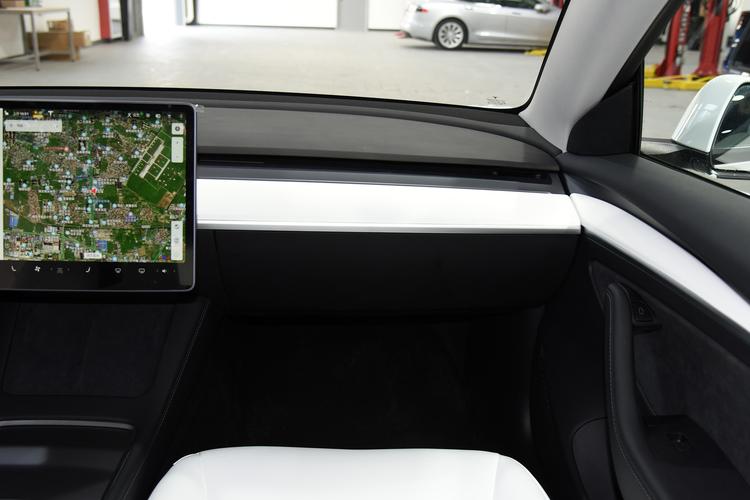 https://gcc-1307444343.cos.accelerate.myqcloud.com/gallery/2606deb4b204742dc180559312efeab0.jpg
