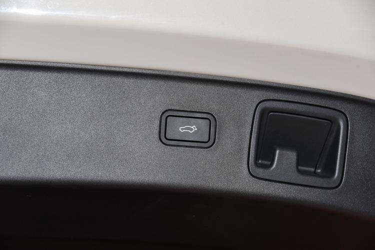 https://gcc-1307444343.cos.accelerate.myqcloud.com/gallery/2639a269964f7366bad7e0d29f2985de.jpg