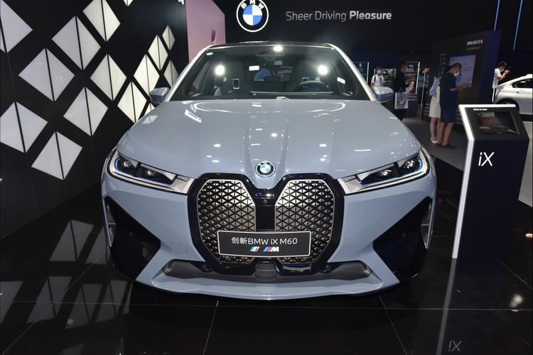 https://gcc-1307444343.cos.accelerate.myqcloud.com/gallery/26cb8754f8f3cae9ecd0773d5ecd663f.jpg