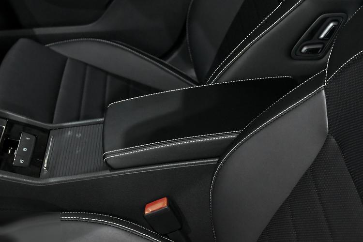 https://gcc-1307444343.cos.accelerate.myqcloud.com/gallery/279089c2d5c0e7c92fa3fc8554ac03f3.jpg