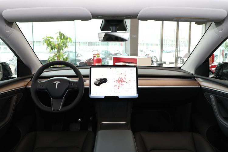 https://gcc-1307444343.cos.accelerate.myqcloud.com/gallery/28075fc52d96f6e9b6f1705303ef8135.jpg