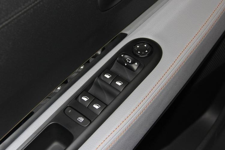 https://gcc-1307444343.cos.accelerate.myqcloud.com/gallery/29853517fe19beff8d32ba8e88350925.jpg