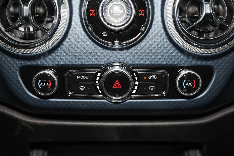 https://gcc-1307444343.cos.accelerate.myqcloud.com/gallery/2a2afb5ee8b8d893aee2a3e858ad002a.jpg
