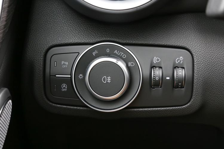 https://gcc-1307444343.cos.accelerate.myqcloud.com/gallery/2d2b49fe616475a78fbe6d025e739eab.jpg