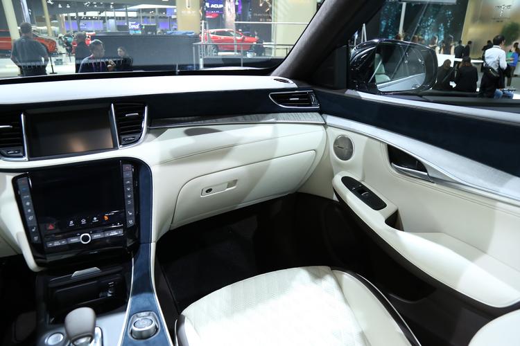 https://gcc-1307444343.cos.accelerate.myqcloud.com/gallery/2e082ec283a7eaabe91b1f2812a2f871.jpg