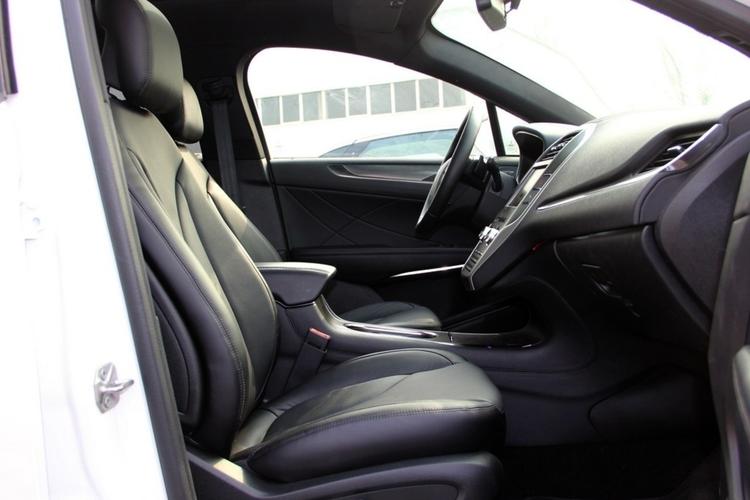 https://gcc-1307444343.cos.accelerate.myqcloud.com/gallery/2ee98eb18f99ee62dc70a01b91edbf3a.jpg