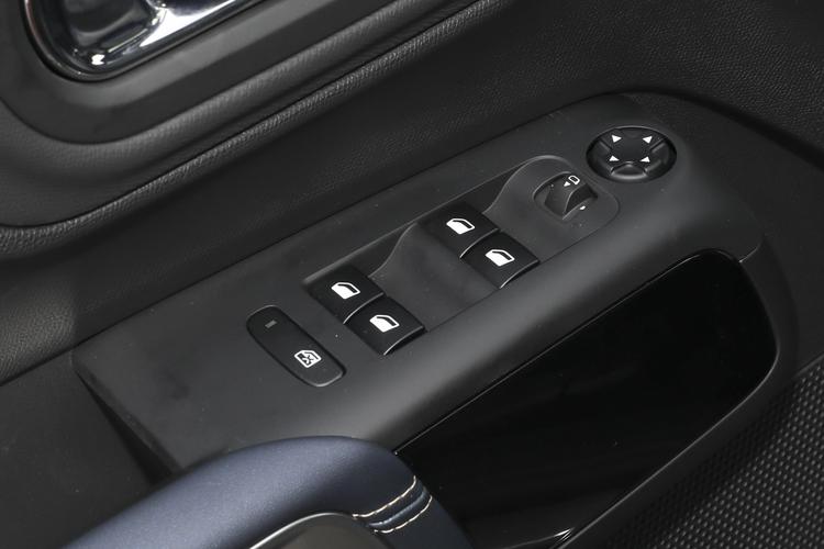https://gcc-1307444343.cos.accelerate.myqcloud.com/gallery/2f5cc4cb1e1a646d42e987df9e1d3195.jpg