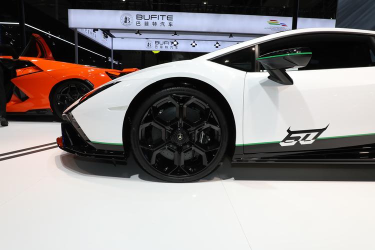 https://gcc-1307444343.cos.accelerate.myqcloud.com/gallery/31e4fb930a748c053908753c63b65a71.jpg