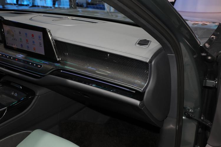 https://gcc-1307444343.cos.accelerate.myqcloud.com/gallery/3220c0e17b43d1ee9e89ec216a1a233c.jpg