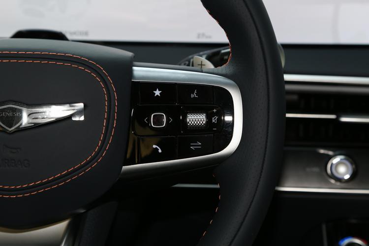 https://gcc-1307444343.cos.accelerate.myqcloud.com/gallery/325b1d0dd5b4ec245a657627bf55c578.jpg