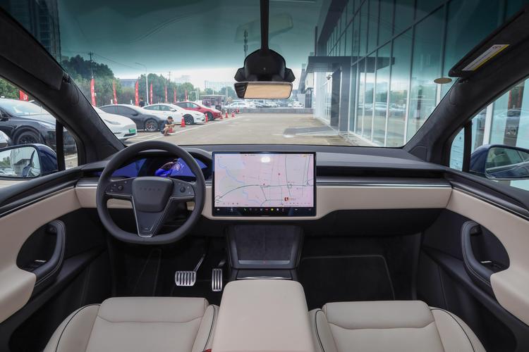 https://gcc-1307444343.cos.accelerate.myqcloud.com/gallery/3567858feb62821f52fb4e876e7fe669.jpg