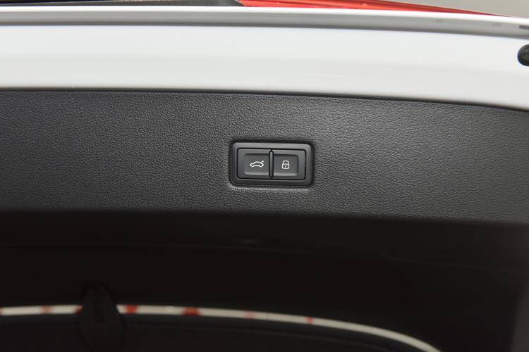https://gcc-1307444343.cos.accelerate.myqcloud.com/gallery/38ea0b250f1724294fd1ba0f97f615aa.jpg