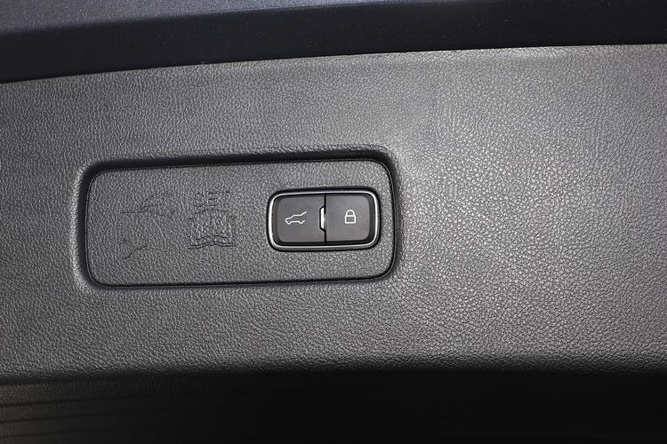 https://gcc-1307444343.cos.accelerate.myqcloud.com/gallery/3ac4e64f6082188382d65c3bcb1ae98c.jpg