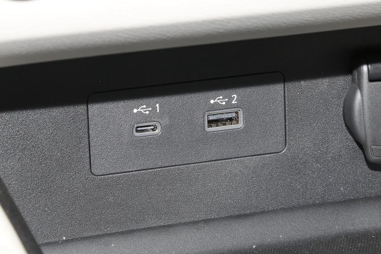 https://gcc-1307444343.cos.accelerate.myqcloud.com/gallery/3c39054cc56b823602ff90da4208690e.jpg