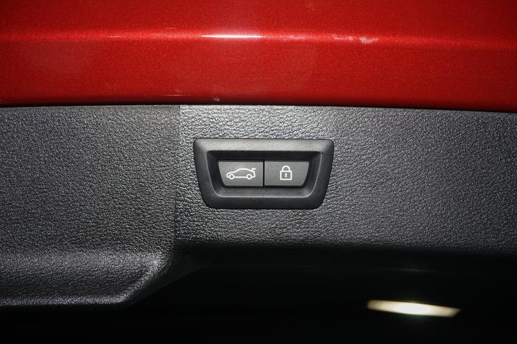 https://gcc-1307444343.cos.accelerate.myqcloud.com/gallery/3c639960605200e8420cd415d3005f1d.jpg