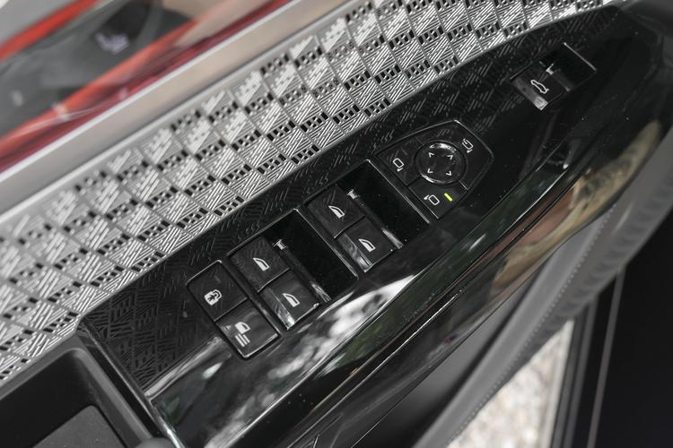 https://gcc-1307444343.cos.accelerate.myqcloud.com/gallery/3d5b758da7f65b6ea144a69ad0cbfd6b.jpg