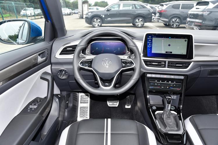 https://gcc-1307444343.cos.accelerate.myqcloud.com/gallery/3f6bbac170e901f22e2a7cdcdff12ef3.jpg