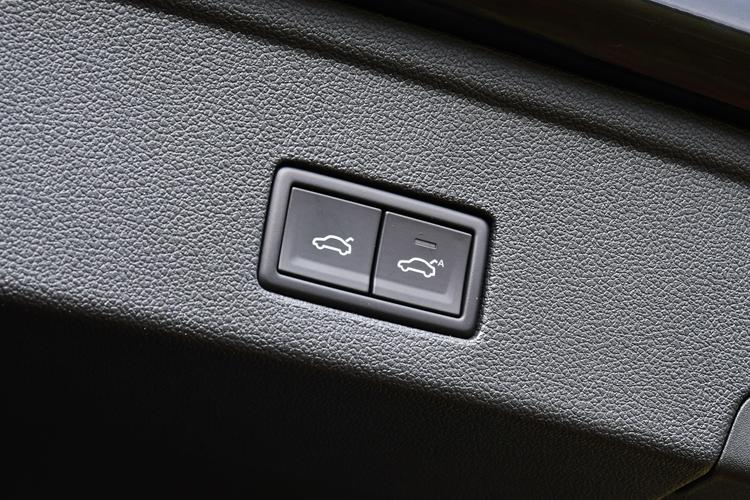 https://gcc-1307444343.cos.accelerate.myqcloud.com/gallery/428222ef2f2387842eeefbaf8cf72750.jpg