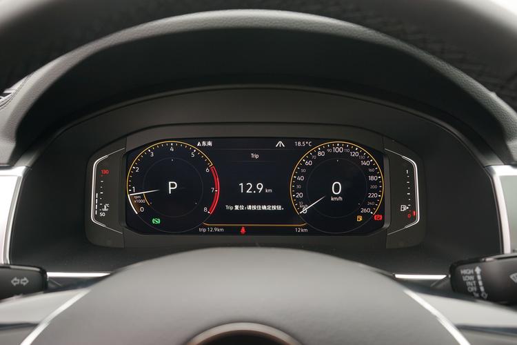 https://gcc-1307444343.cos.accelerate.myqcloud.com/gallery/433bb3fd63dc627093a45c56c2719842.jpg