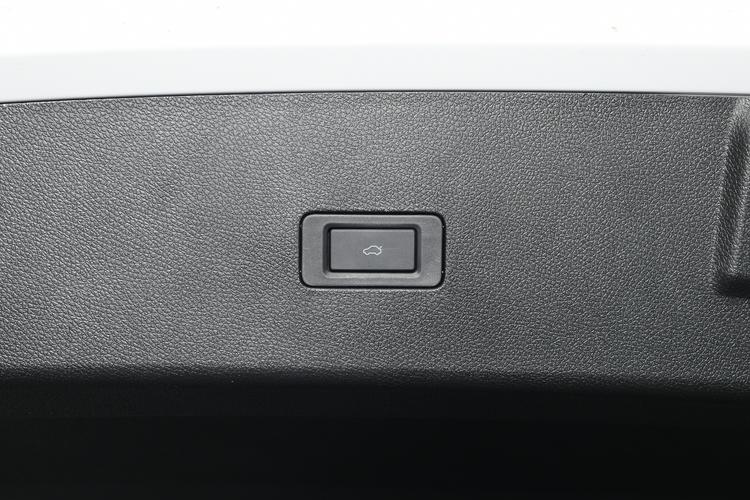 https://gcc-1307444343.cos.accelerate.myqcloud.com/gallery/4482f9e5e6dac9dc137f3a6904ac8baf.jpg