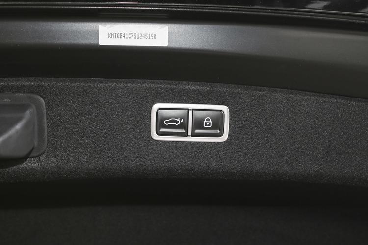 https://gcc-1307444343.cos.accelerate.myqcloud.com/gallery/45ea2db26a120f91042fcd7c37963153.jpg
