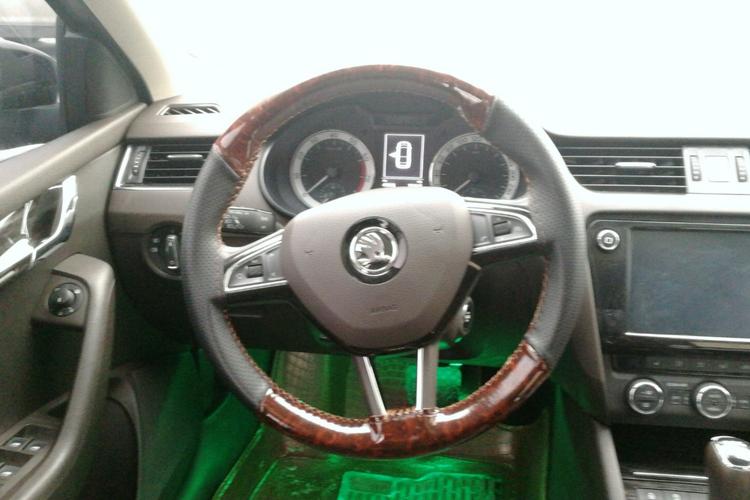 https://gcc-1307444343.cos.accelerate.myqcloud.com/gallery/45fe4db3a69dd7ebfecce31eadf94c3c.jpg