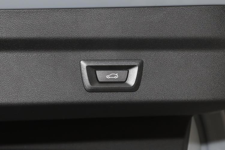 https://gcc-1307444343.cos.accelerate.myqcloud.com/gallery/47e51fd532b61b4625afdfe3d749e908.jpg