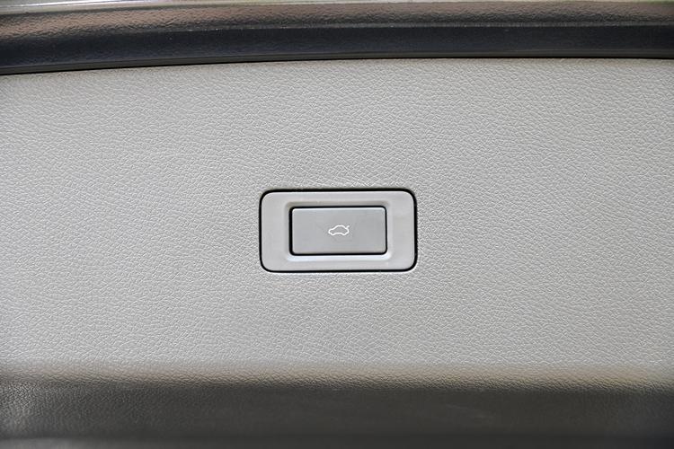 https://gcc-1307444343.cos.accelerate.myqcloud.com/gallery/49a93259f25d490fa14db33a80435def.jpg