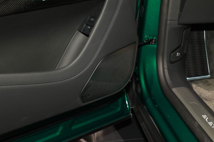 https://gcc-1307444343.cos.accelerate.myqcloud.com/gallery/4b52341dbadcb2410d6d6db45e2db5e5.jpg