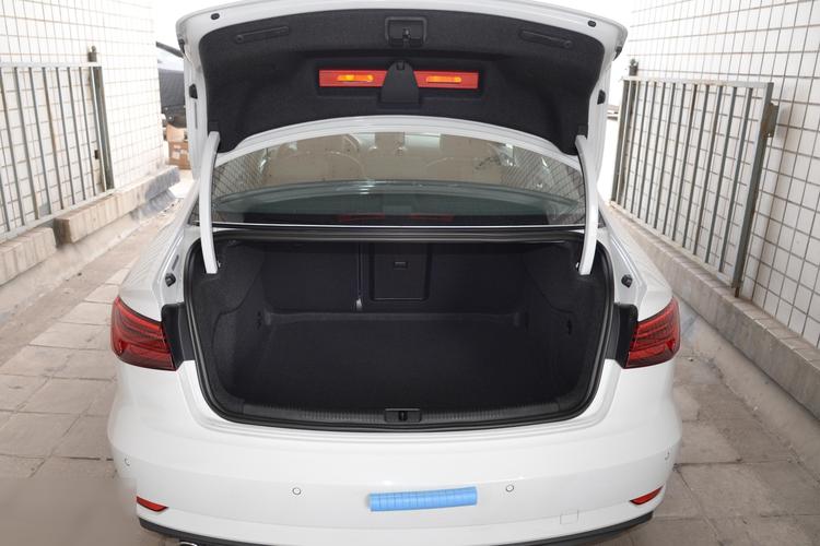 https://gcc-1307444343.cos.accelerate.myqcloud.com/gallery/4d00065527f1d605911885c6a79eba54.jpg
