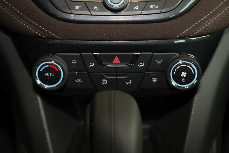 https://gcc-1307444343.cos.accelerate.myqcloud.com/gallery/4edb0c797be19e00bd96db8e5b9fca69.jpg