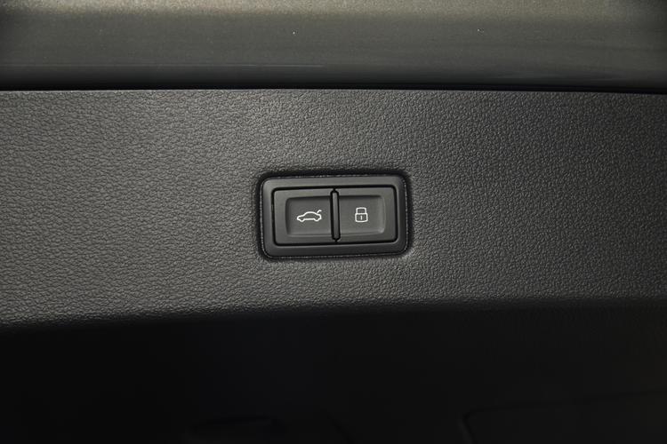 https://gcc-1307444343.cos.accelerate.myqcloud.com/gallery/5310714868397ac6778b7d807483c4dc.jpg
