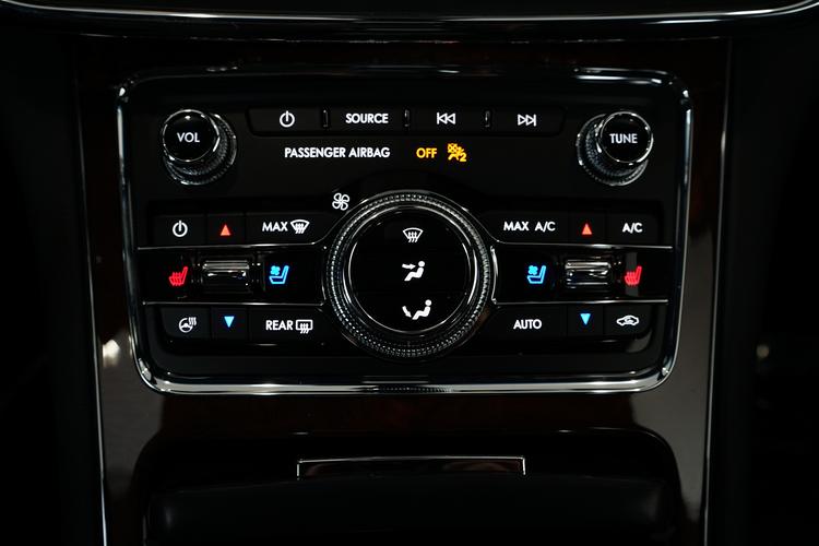 https://gcc-1307444343.cos.accelerate.myqcloud.com/gallery/547866733fe37034c9ee150110fa16d8.jpg