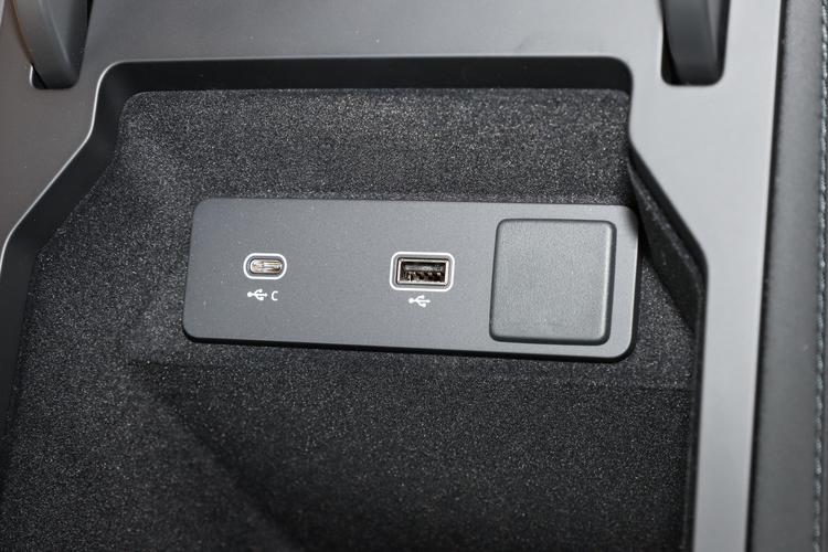 https://gcc-1307444343.cos.accelerate.myqcloud.com/gallery/588cca12cc55e3b094e3cd7c1fb2bee4.jpg