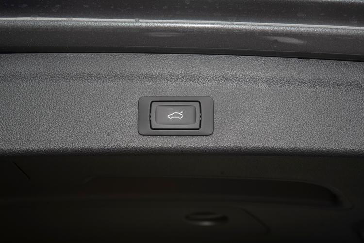 https://gcc-1307444343.cos.accelerate.myqcloud.com/gallery/5a17e0476b2cf8732aa01a070e8b421b.jpg